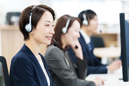 海外顧客対応<br>カスタマーサポート